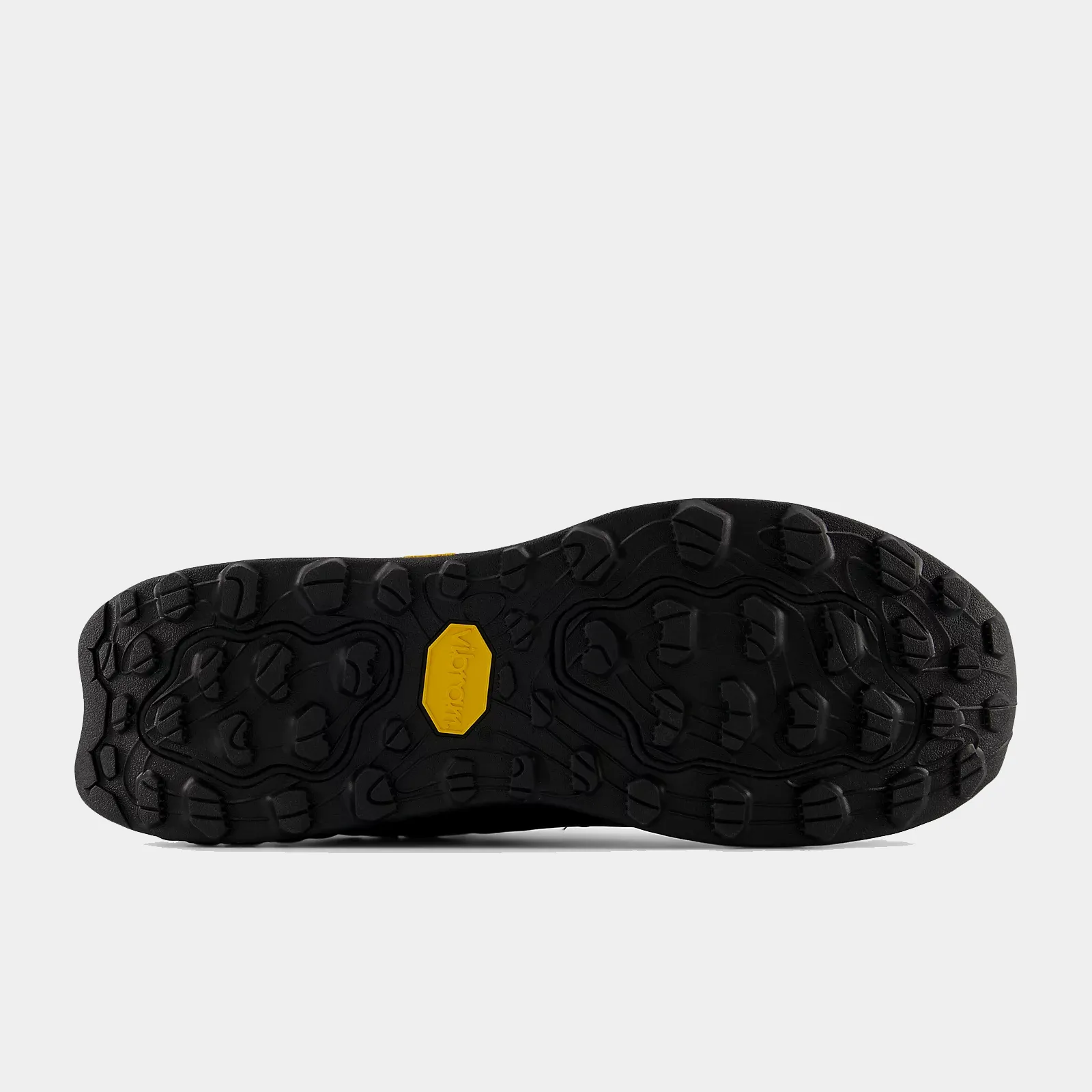 Foam X Hierro Mid GTX