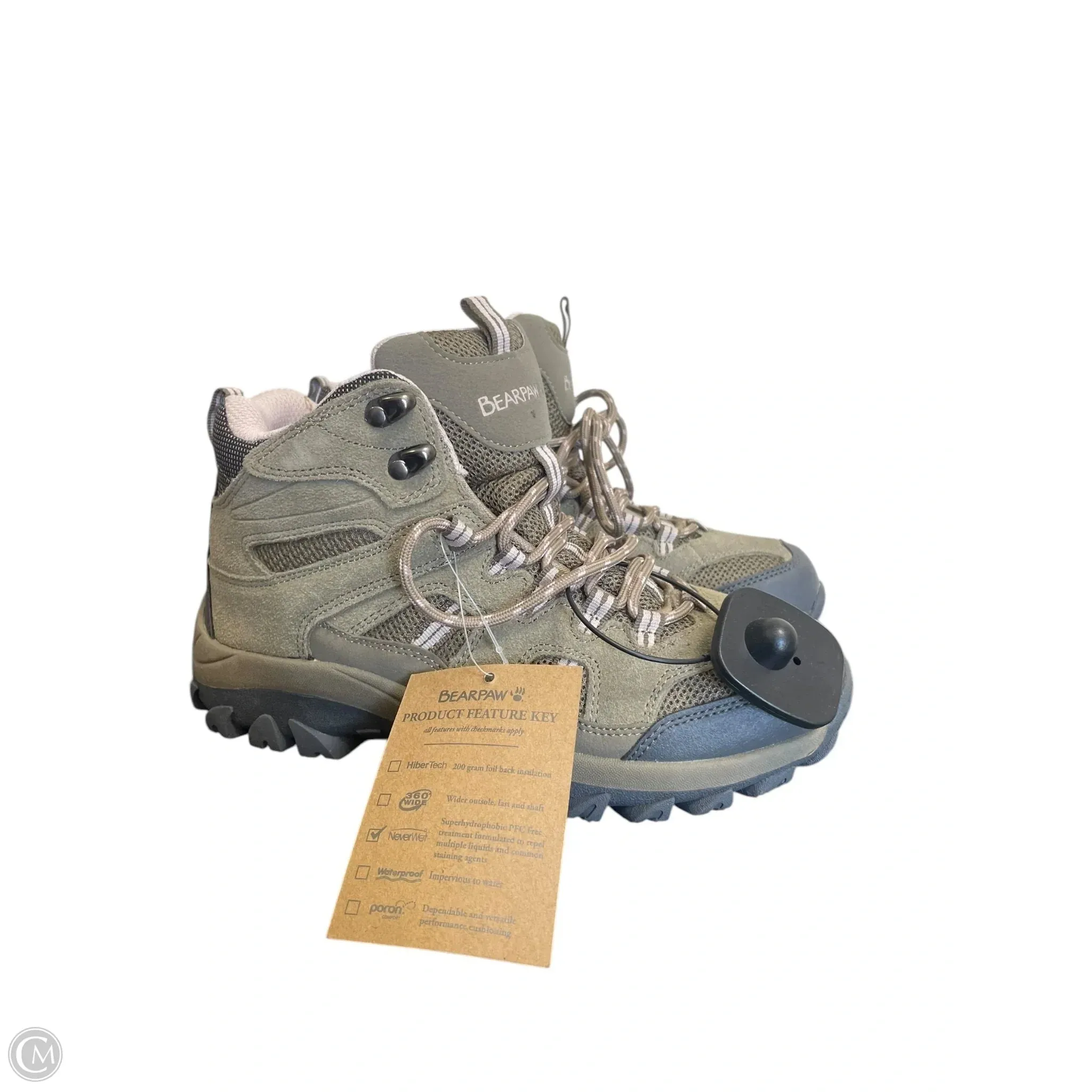 Shoes Hiking By Bearpaw In Green, Size: 7