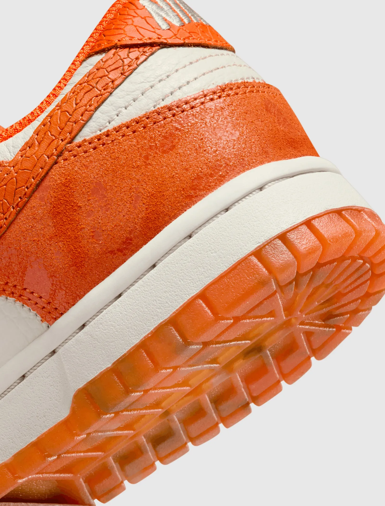 WOMEN'S DUNK LOW CRACKED ORANGE